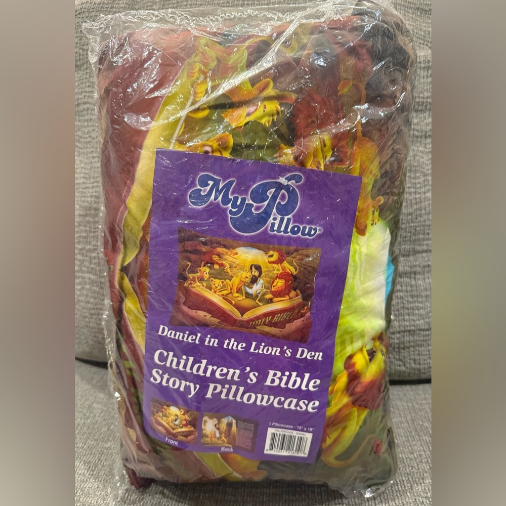 My Pillow Daniel In The Lion's Den Bible Story Pillowcase 12" x 18"